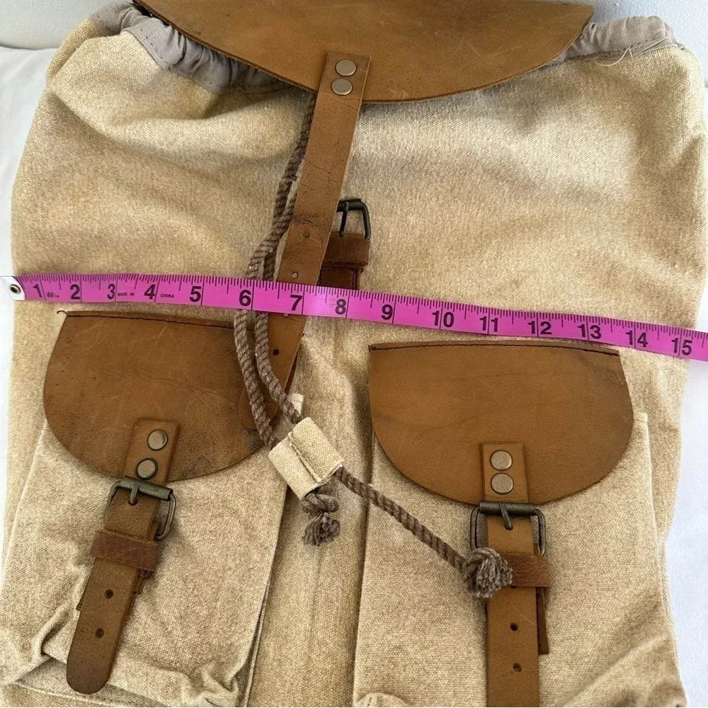 The Barrel Shack cream backpack Handcrafted f Vintage military Leather The Barrel Shack cream backpack Handcrafted f Vintage  main image 2